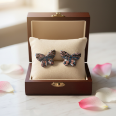 El Yapımı Polimer Kil Kelebek Küpe – Özel Desenli, Hafif Tasarım