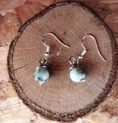 El Yapımı Doğal Taş Küpe – Minimal, Zarif ve Zamansız Tasarım